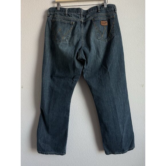 Wrangler Retro Mens Relaxed Boot Fit Blue Jeans Size 38x32 Western Stretch Denim - Picture 6 of 9